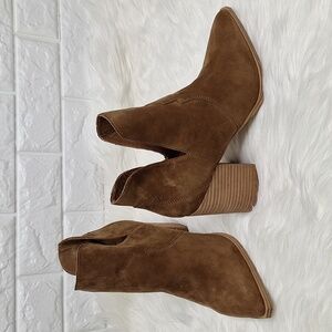 STEVE MADDEN Brown Suede Pointed Toe Heeled Ankle Chaya Boots